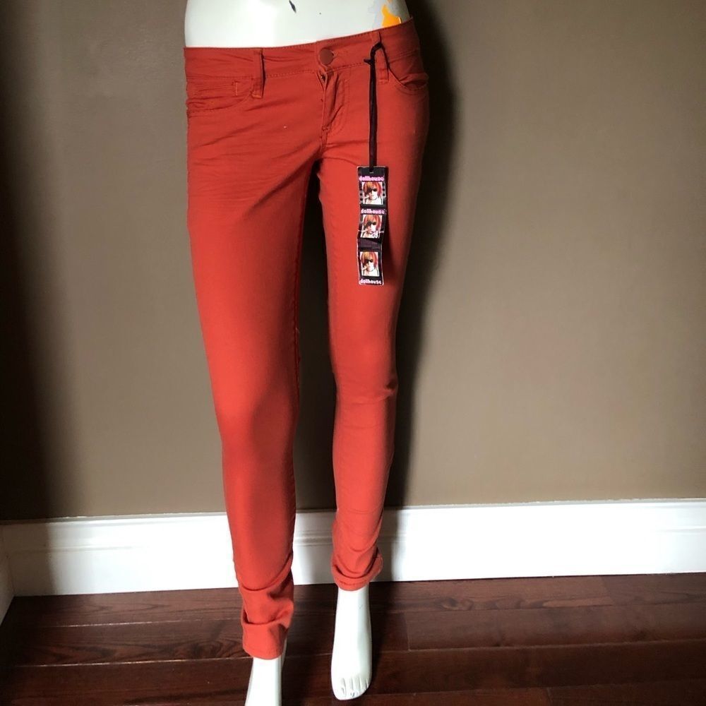 Dollhouse Skinny Jeans NWT